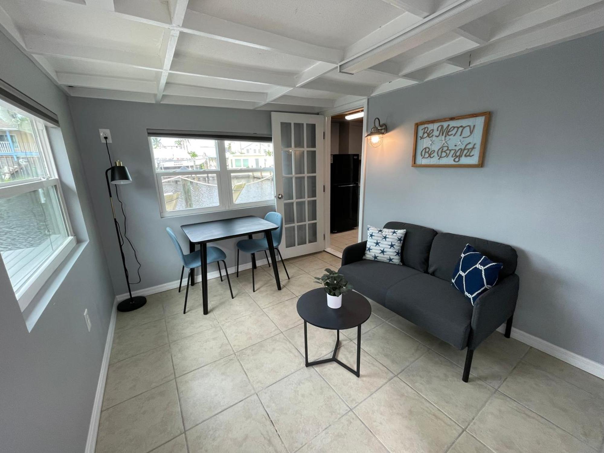 Fishermen's Paradise In Apartamento Matlacha